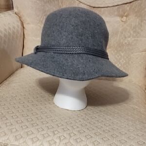 Nine West gray wool hat